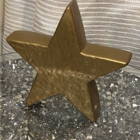 Gold Star - Picture 2 of 6